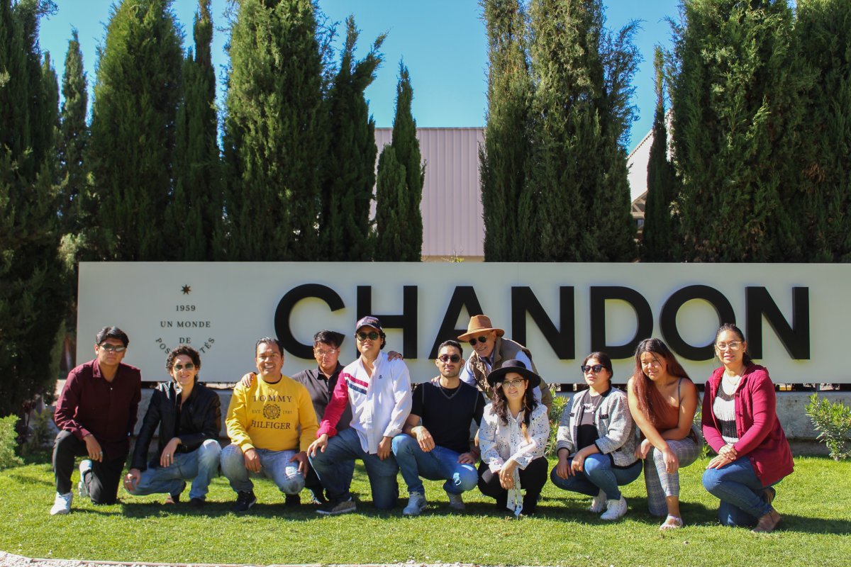 Recepción de grupo de alumnos y docentes de México en Bodegas Chandón